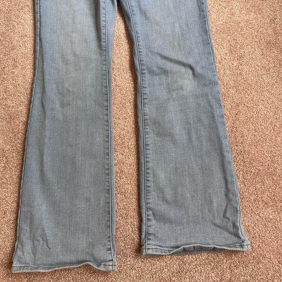 Levis Classic Bootcut Jeans - Picture 3 of 5